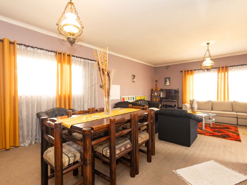 Dual living double delight!! - Photo 4