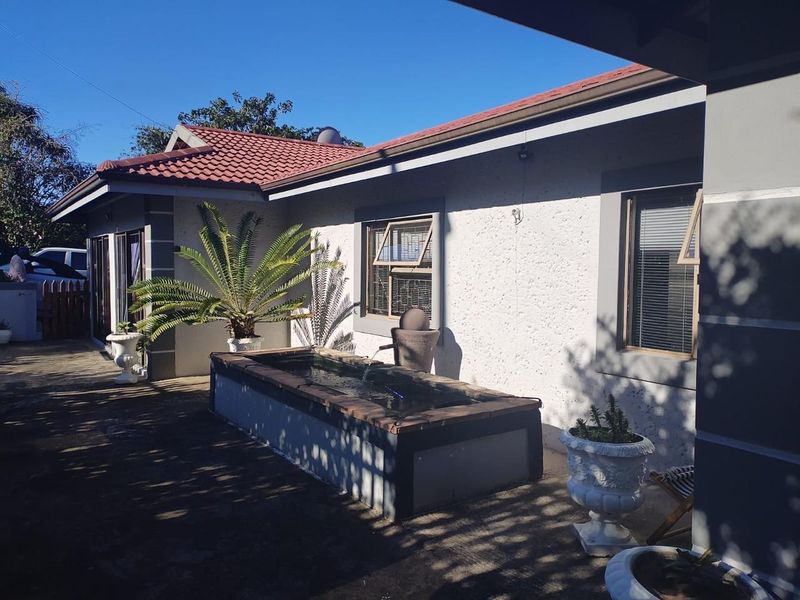 Discover Your Dream Home in the Heart of Grayleigh, Westville - Photo 2
