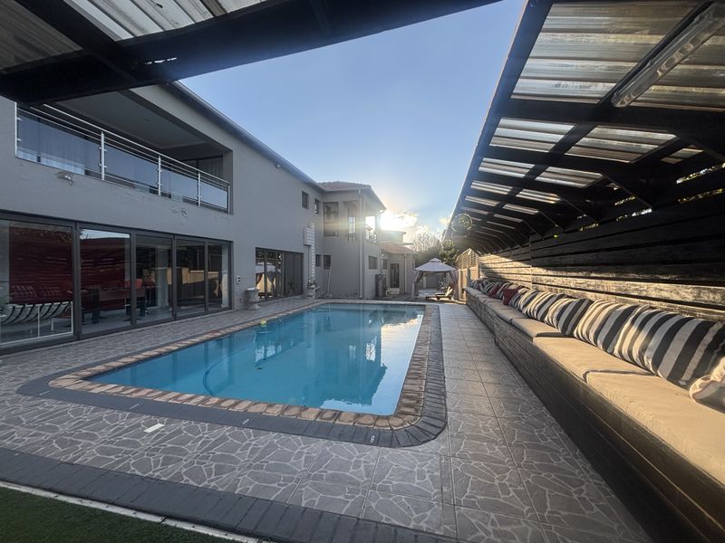Elegantly Designed Home in Secure Estate - Photo 2