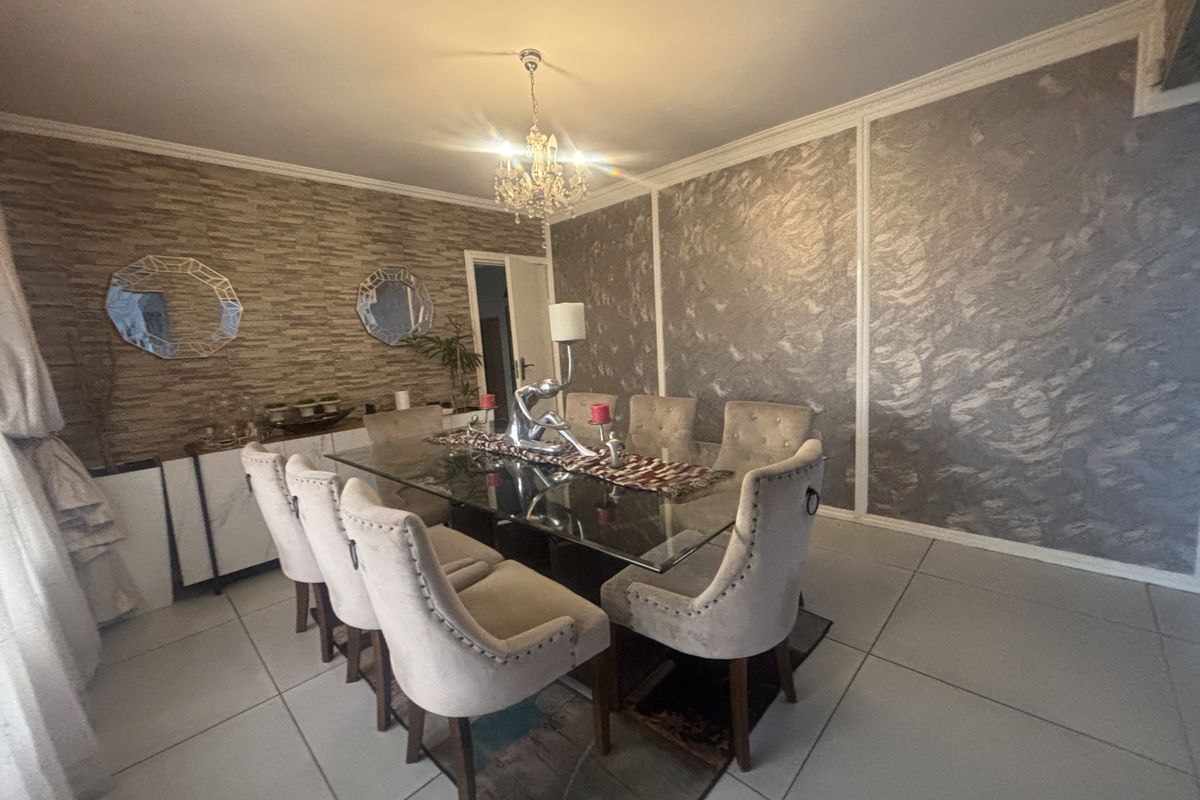 Elegantly Designed Home in Secure Estate - Photo 5