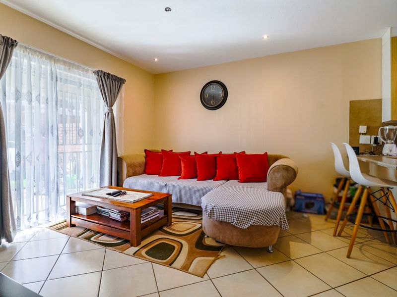 Stunning 2 bedroom ground floor apartment in Monavoni! - Photo 8