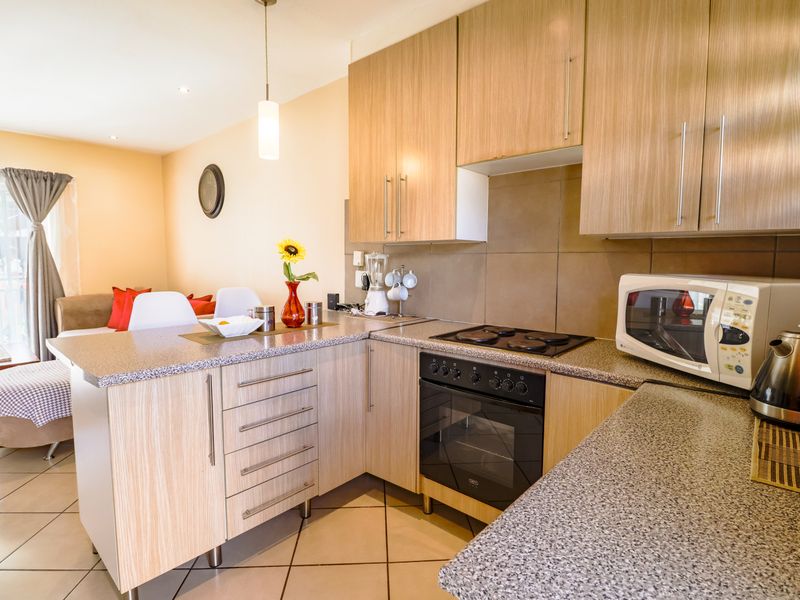 Stunning 2 bedroom ground floor apartment in Monavoni! - Photo 6