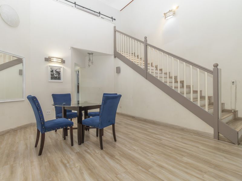 Well located townhouse in boutique style complex - Photo 7
