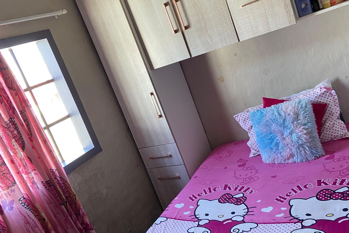 Low maintance home to Rent - Photo 3