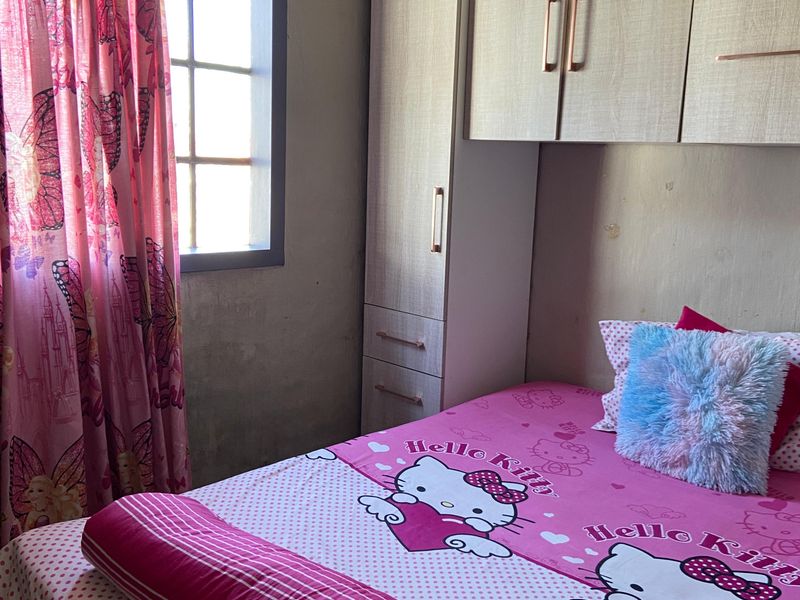 Low maintance home to Rent - Photo 8