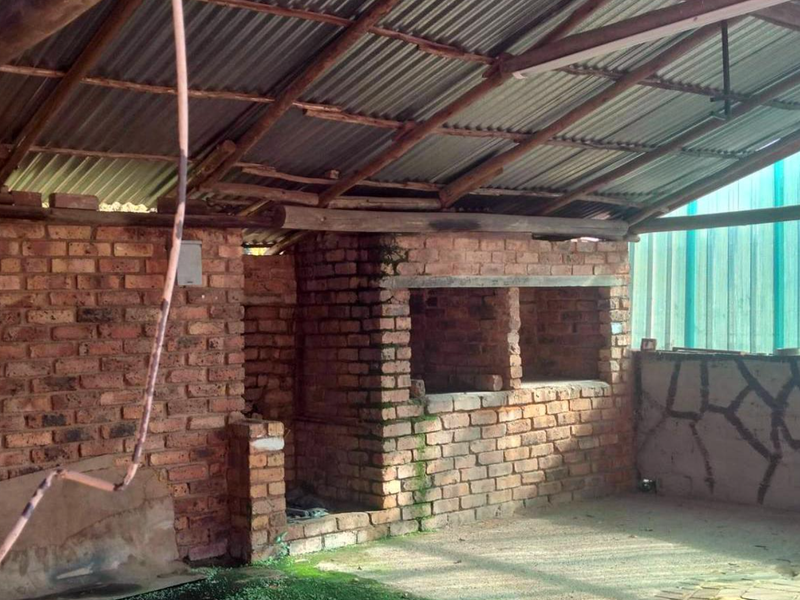 Exclusive Pre-Hammer opportunity – purchase this property before Sheriff’s Auction. - Photo 7