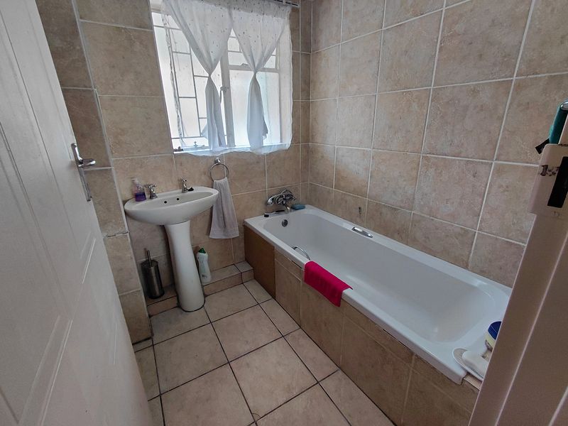Ground Floor unit Oudorp Klerksdorp - Photo 7