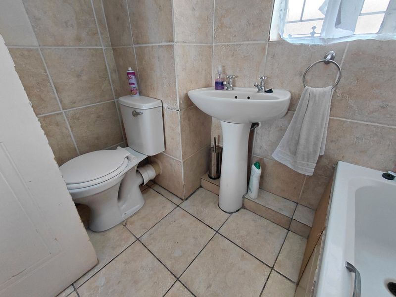 Ground Floor unit Oudorp Klerksdorp - Photo 8