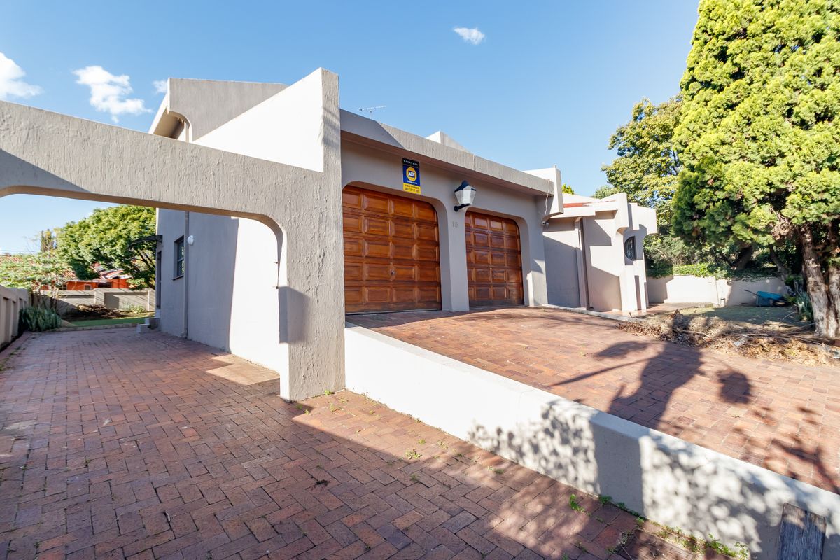 Discover Your Dream Home in Country View, Midrand! - Photo 4