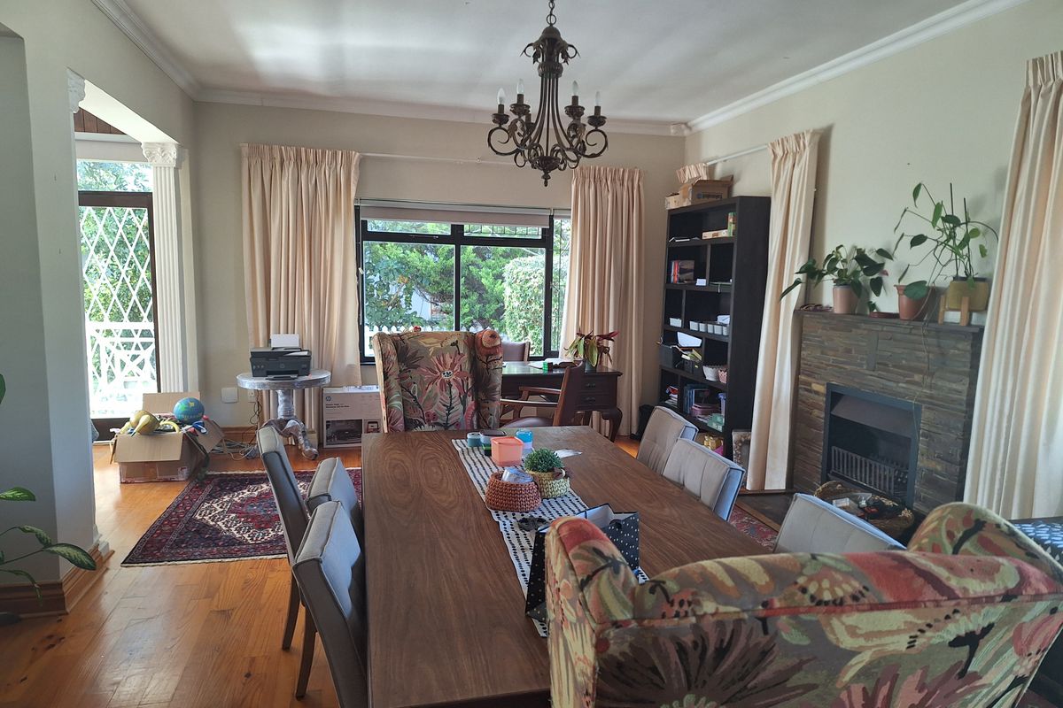 Stunning 4 bedroom home for sale in Hartenbos Central perfect for families and beach lovers alike - Photo 2