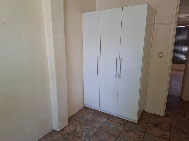 2 BEDROOM HOUSE TO LET - Photo 8