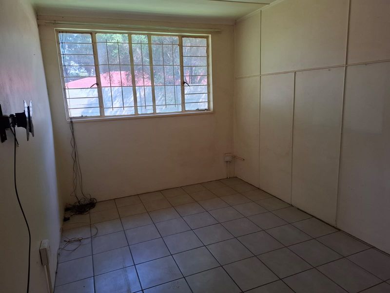 2 BEDROOM HOUSE TO LET - Photo 6