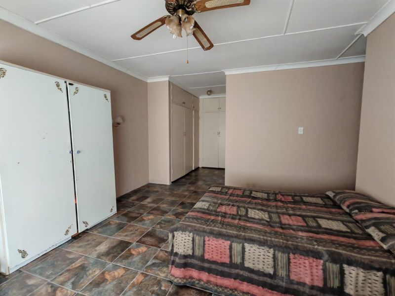 4 Bedroom House for Sale in Ext 23 - Photo 6
