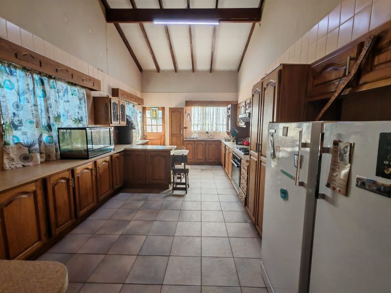 4 Bedroom House for Sale in Ext 23 - Photo 4