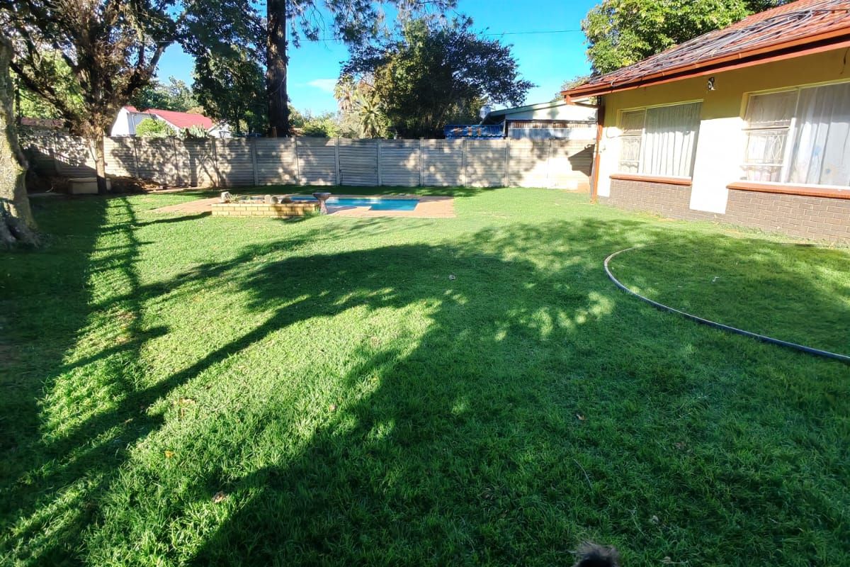 4 Bedroom House for Sale in Ext 23 - Photo 2