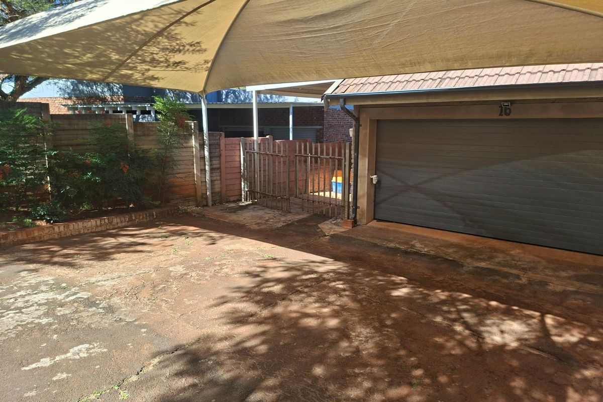 Your Forever Family Home in Lower Signal Hill - Photo 3