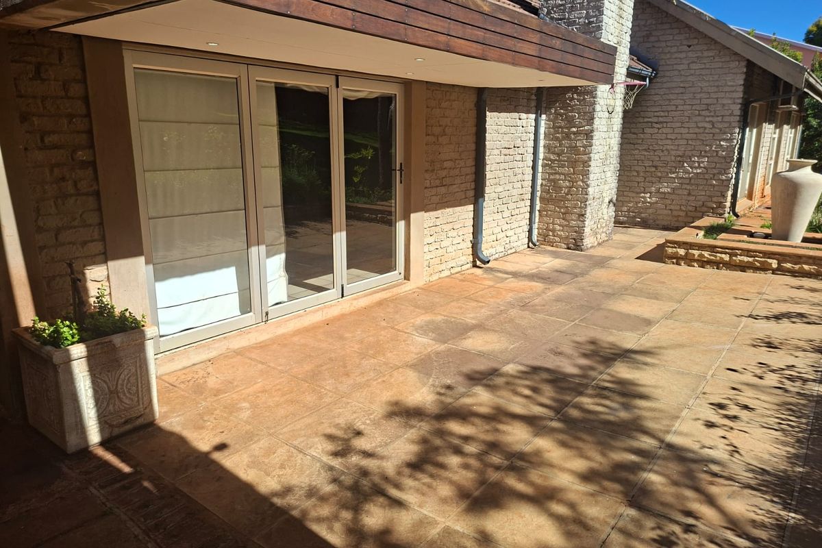 Your Forever Family Home in Lower Signal Hill - Photo 2