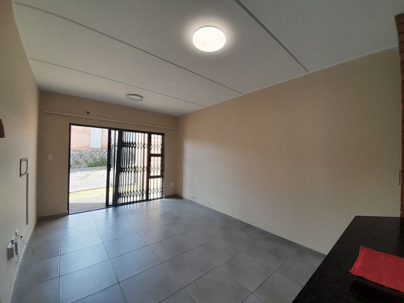 Waterfall Ridge Apartments – Ground Floor 2 Bedroom, 2 Bathroom Unit - Photo 6