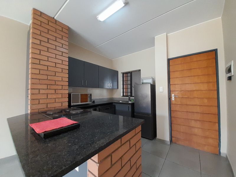 Waterfall Ridge Apartments – Ground Floor 2 Bedroom, 2 Bathroom Unit - Photo 3