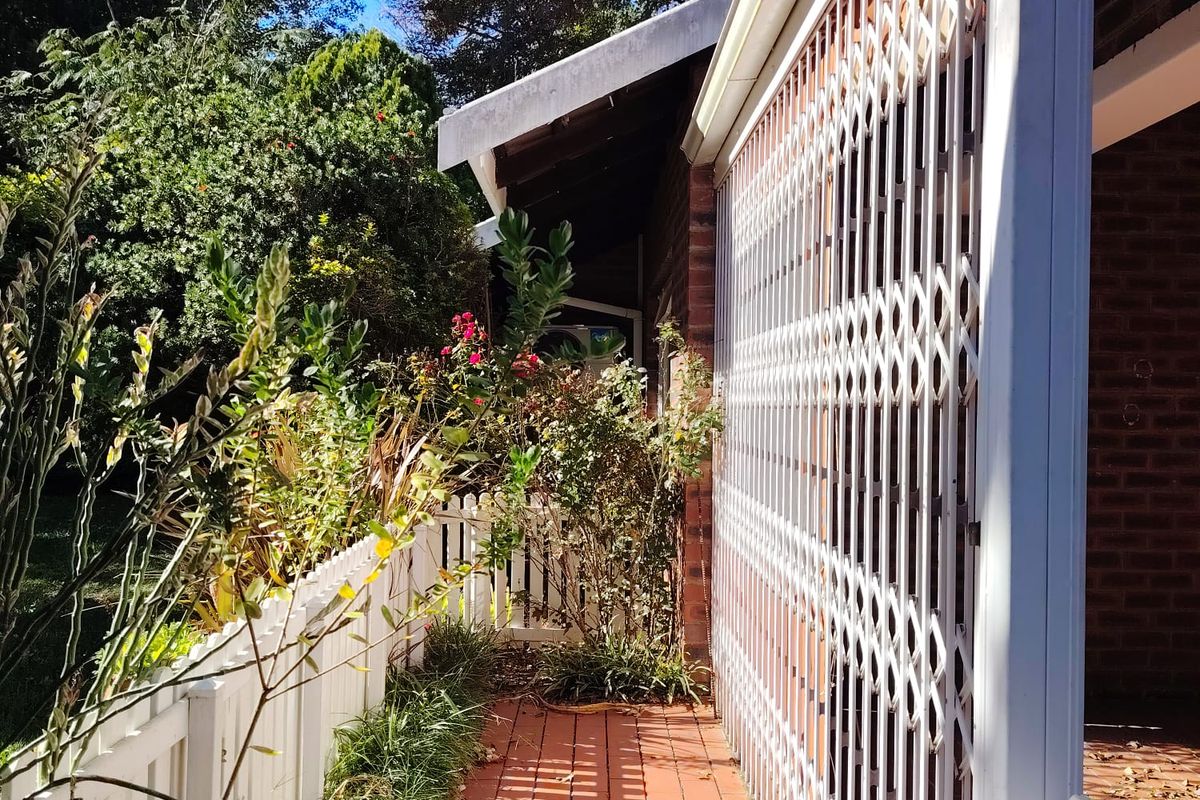 3 Bedroom Simplex to Let in Howick North - Photo 4