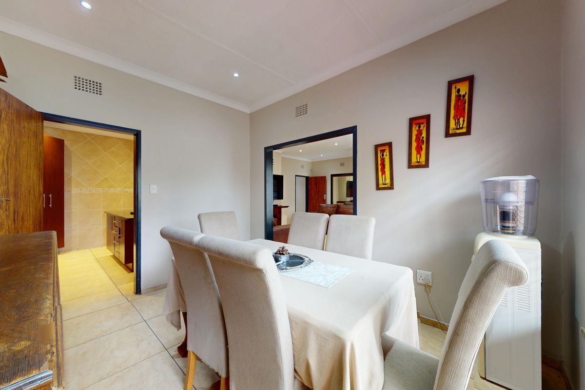 Exclusive Double Erf Masterpiece in Morganridge – A Rare Investment & Lifestyle Opportunity - Photo 3
