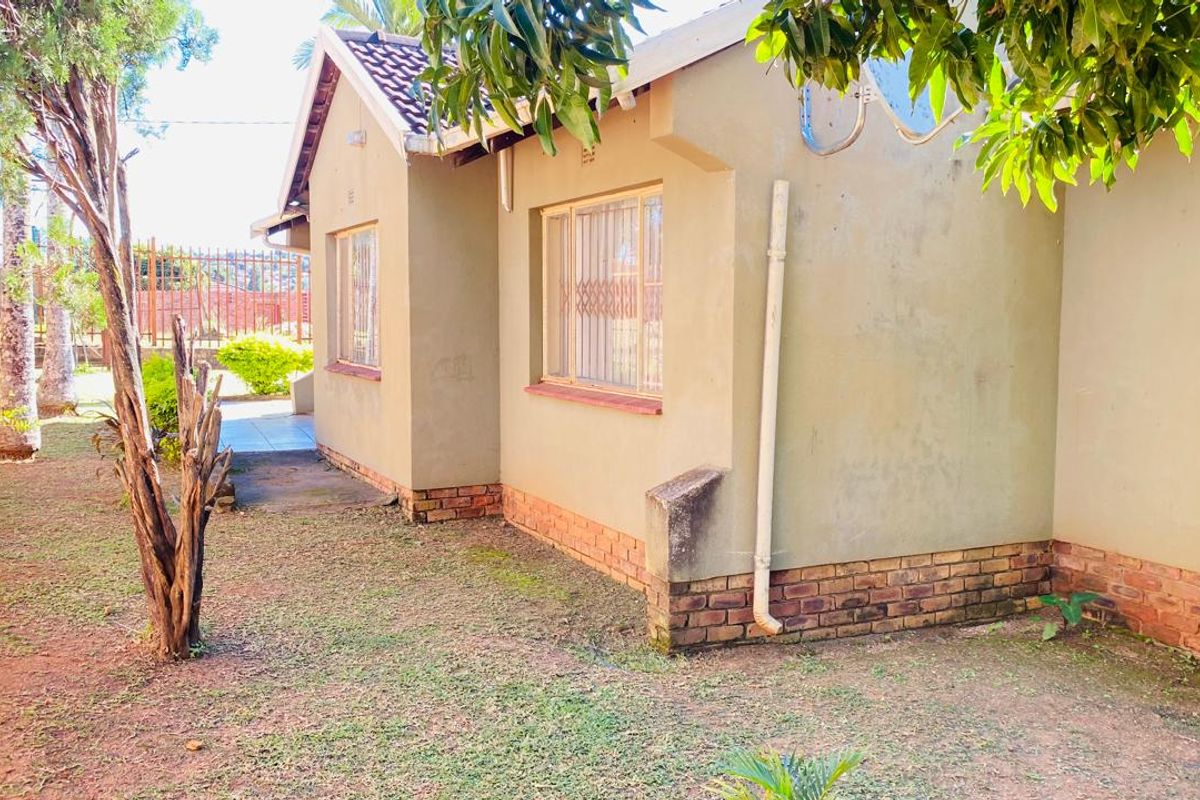 3-Bedroom Home for Sale in Waterval! - Photo 4