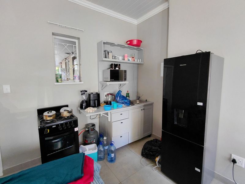 New and Mordern Irene Park - Photo 3