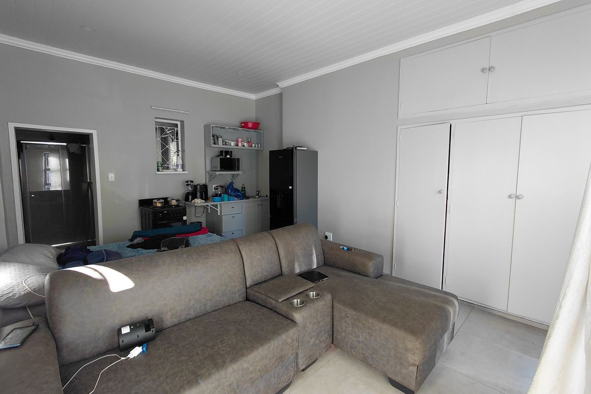 New and Mordern Irene Park - Photo 4
