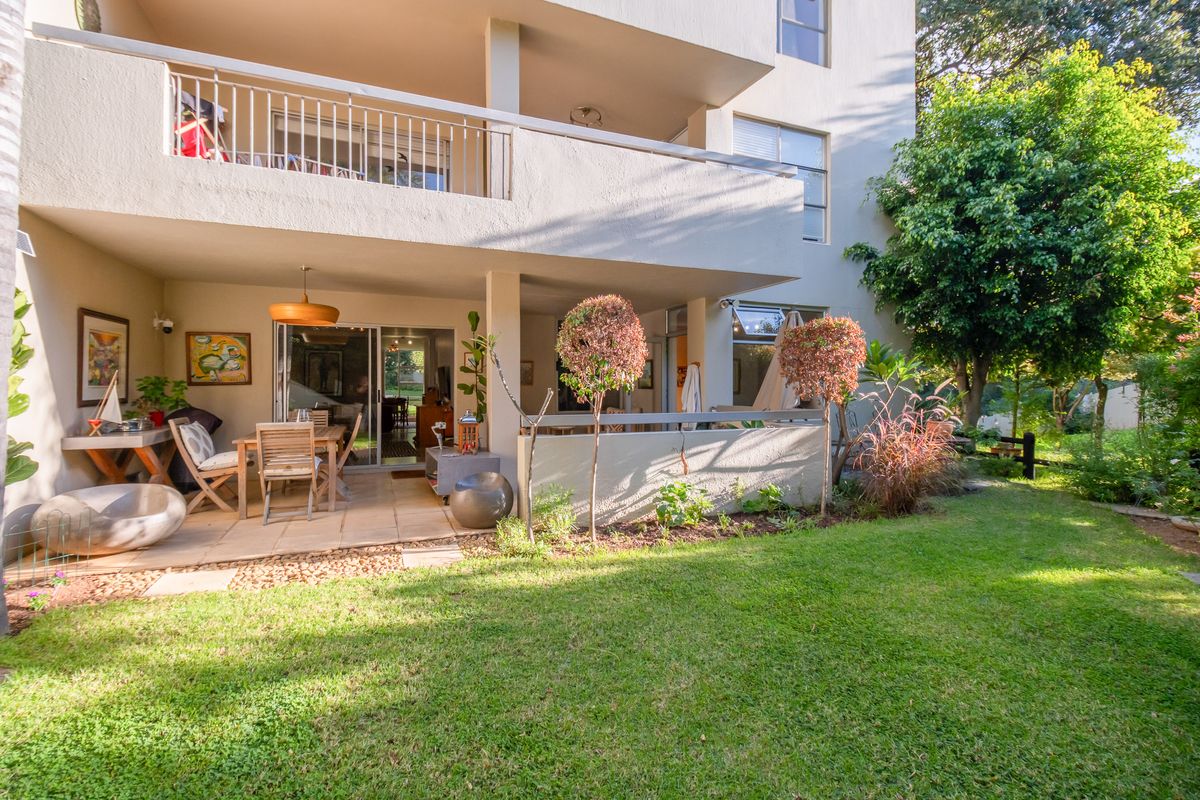 Spacious 3 Bedroom Ground Floor Apartment with Private Garden – Prime Sandton Living - Photo 2