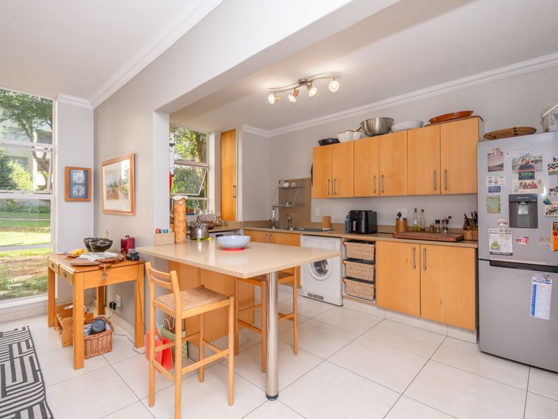 Spacious 3 Bedroom Ground Floor Apartment with Private Garden – Prime Sandton Living - Photo 7