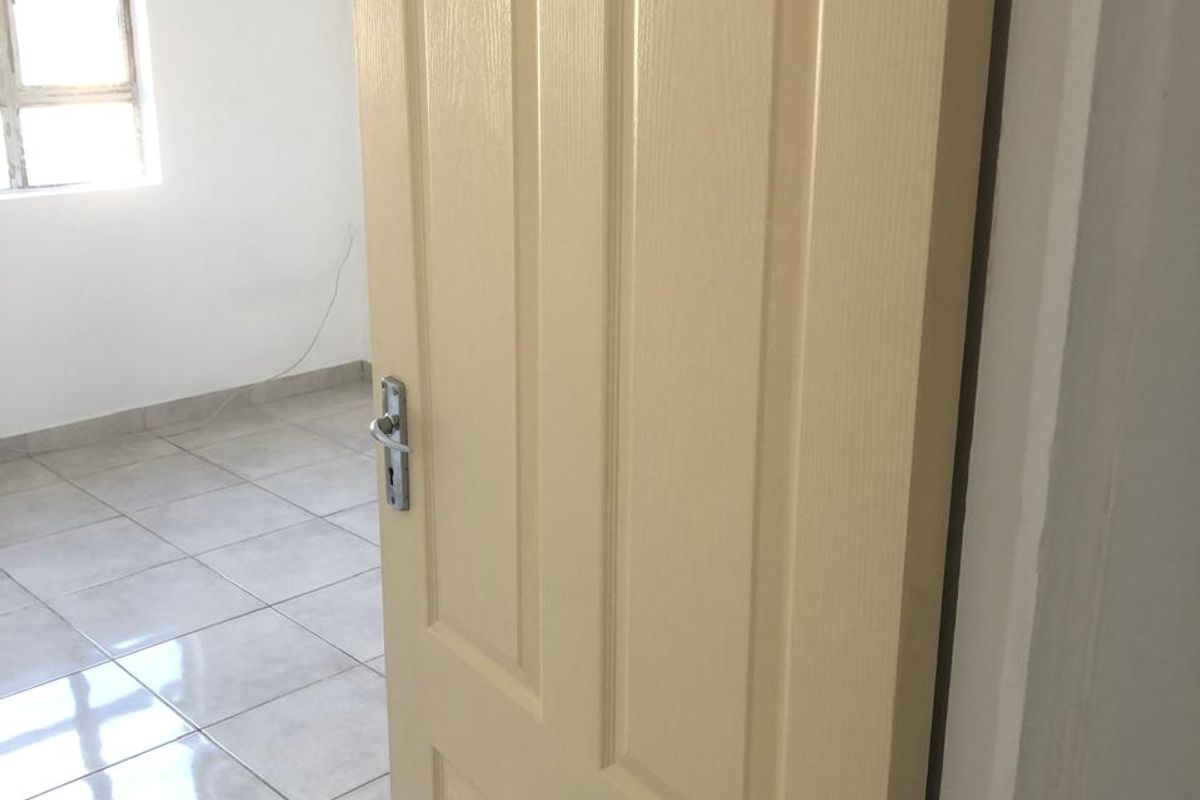 Pet Friendly 1.5 Bedroom flat to rent - Photo 4
