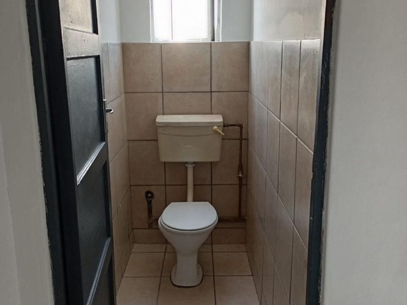Pet Friendly 1.5 Bedroom flat to rent - Photo 2