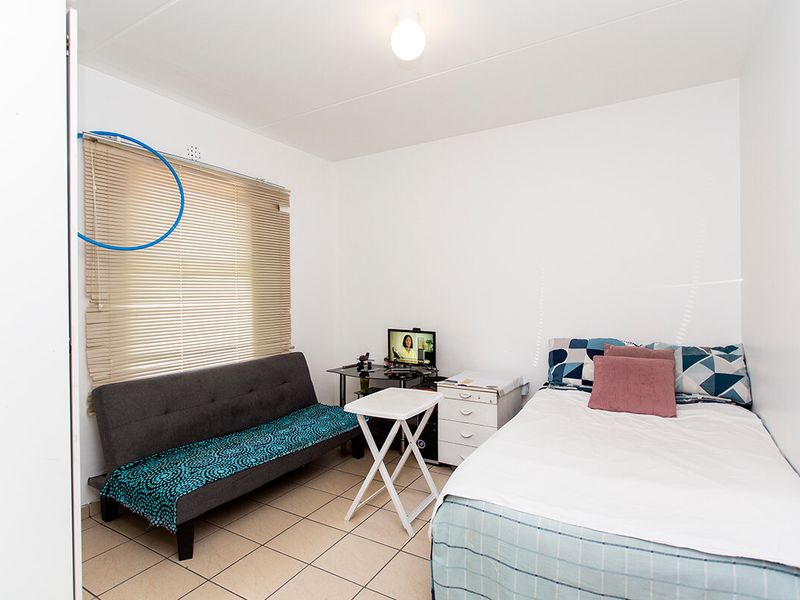 Apartment - Parklands East - Photo 9