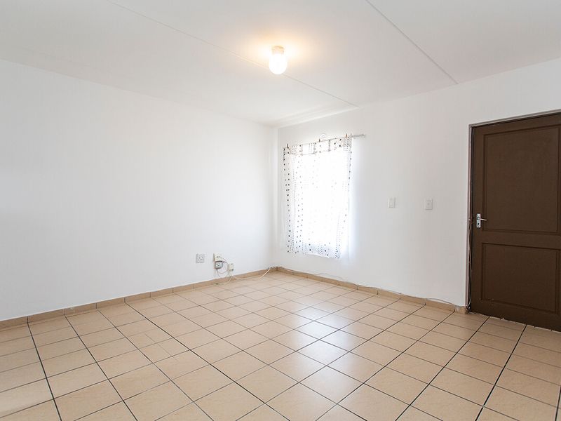 Apartment - Parklands East - Photo 6