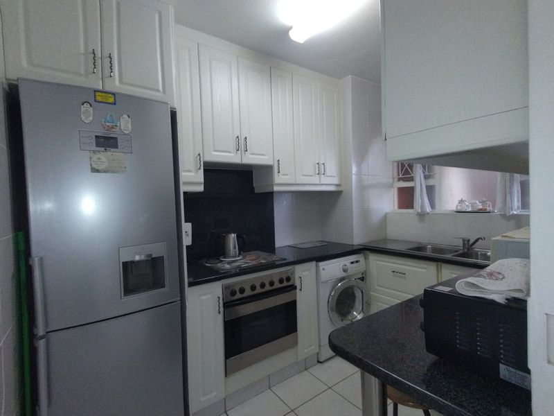 One bedroom Apartment North Beach - Photo 3