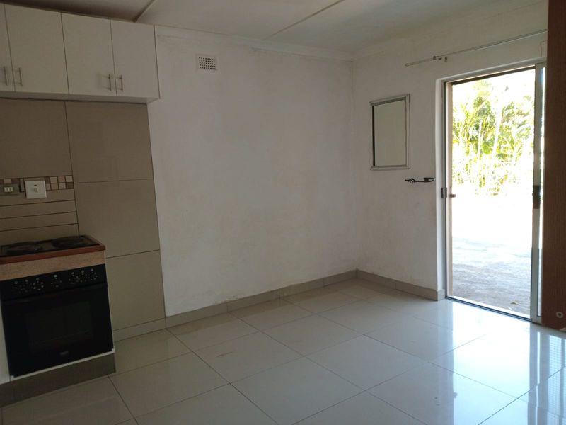 2 BEDROOM COTTAGE TO LET IN RAISETHORPE - Photo 5