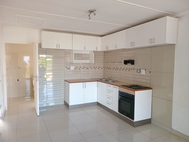 2 BEDROOM COTTAGE TO LET IN RAISETHORPE - Photo 4