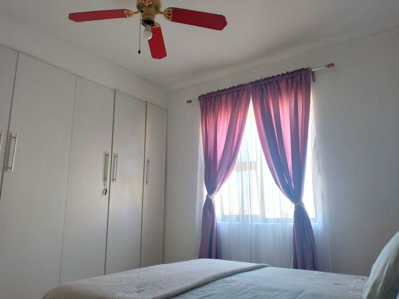 Modern 2-Bedroom Apartment in Secure Complex - Photo 10