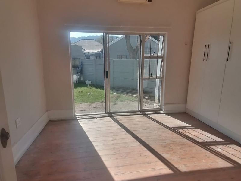 3 bedroom house to rent in Queenstown Central - Photo 3