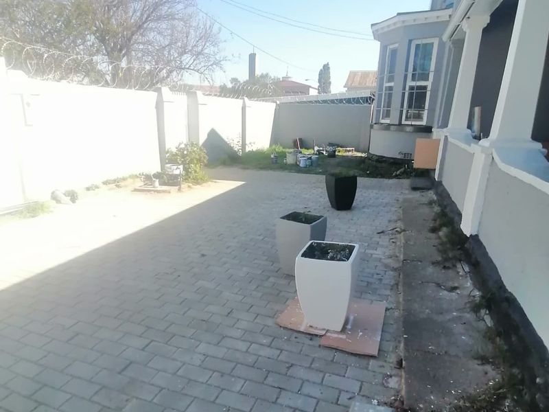 3 bedroom house to rent in Queenstown Central - Photo 7