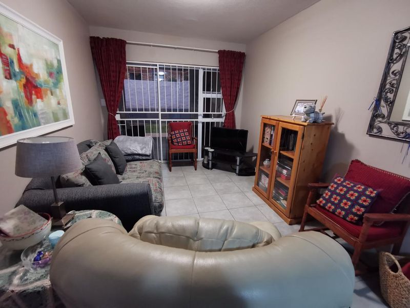 Priced to Sell - Modern Apartment with Entertainer Patio - Photo 7