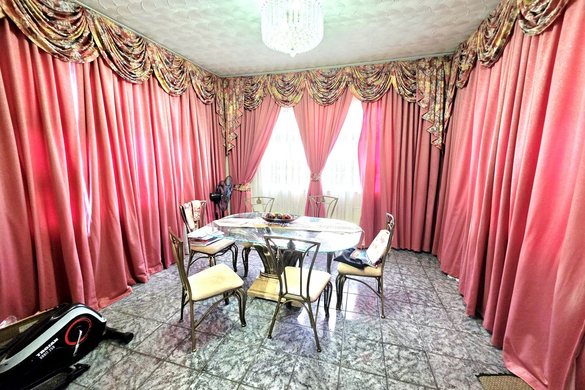 Spacious Family Home with Income-Generating Potential in Empangeni - Photo 5