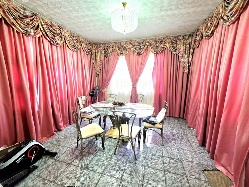 Spacious Family Home with Income-Generating Potential in Empangeni - Photo 5