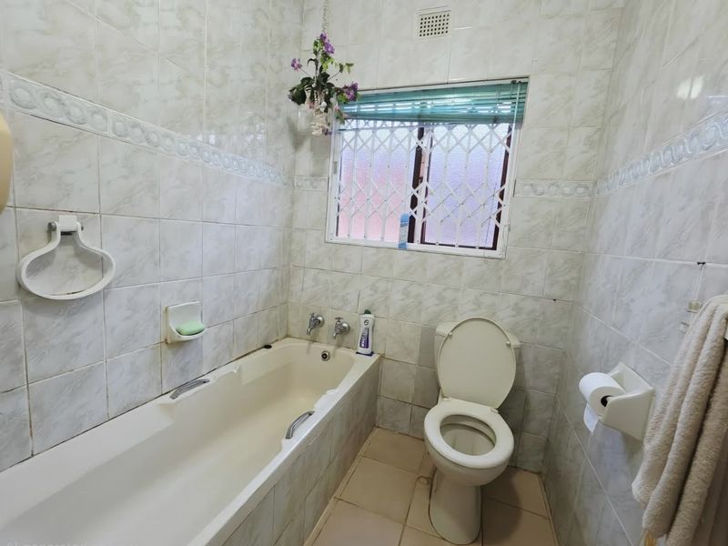Spacious Family Home with Income-Generating Potential in Empangeni - Photo 7