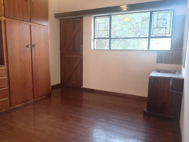 Three bedroom detached home in Van Der Stel, Gqeberha—perfect for families seeking comfort! - Photo 4