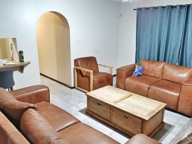 Coastal Comfort Meets Modern Convenience in Meerensee - Photo 4