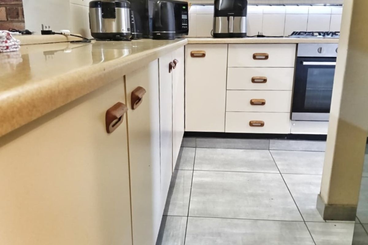 Coastal Comfort Meets Modern Convenience in Meerensee - Photo 2