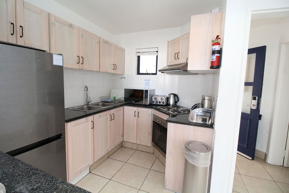 A 2 bedroom apartment in Athenian Cascades Langebaan - Photo 4