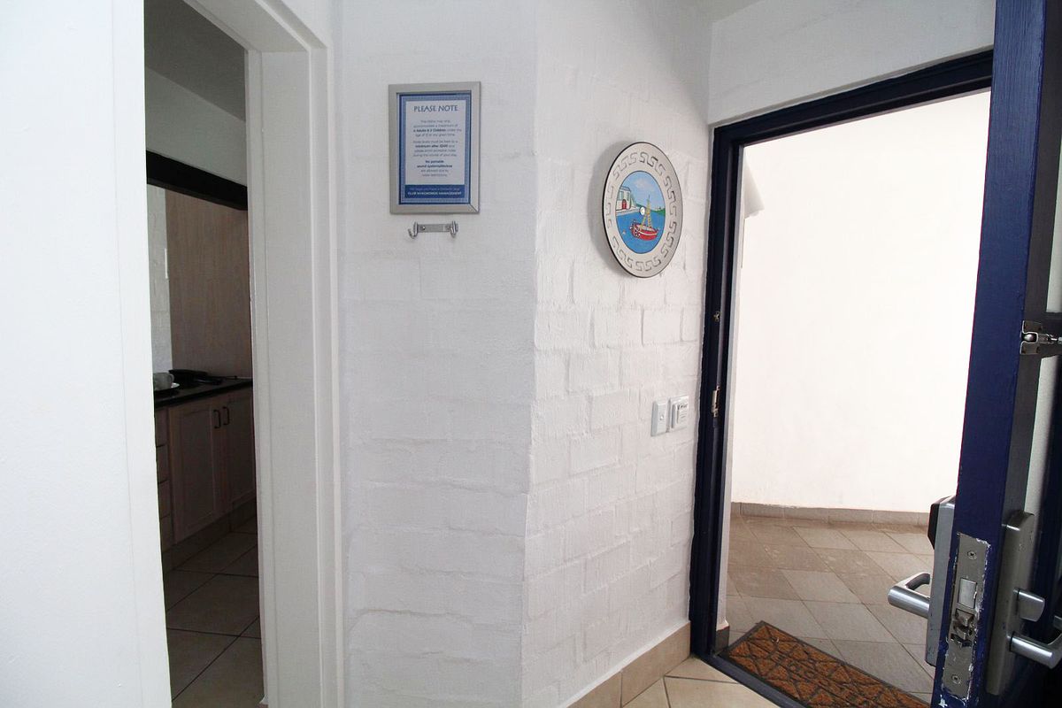 A 2 bedroom apartment in Athenian Cascades Langebaan - Photo 2