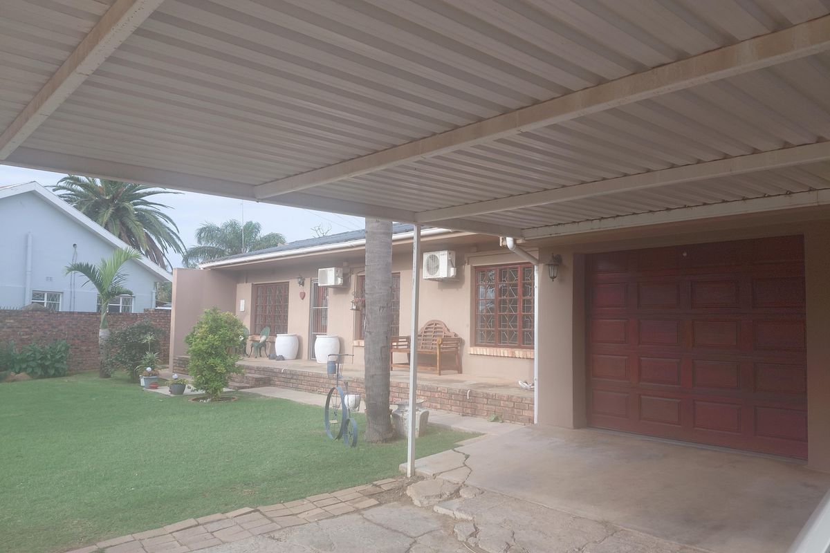 Family Home in Quiet Bothasrus, Despatch - Photo 4